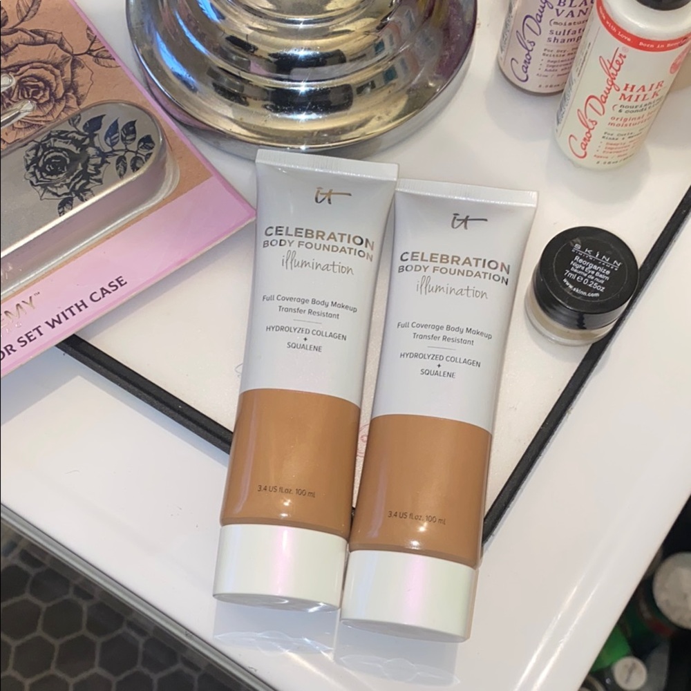 IT Cosmetics Celebration Body Foundation (TAN) one unit only